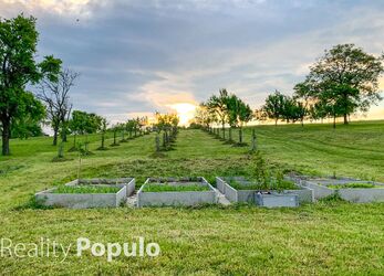 Prodej stavebního pozemku 2 000 m² Rakov