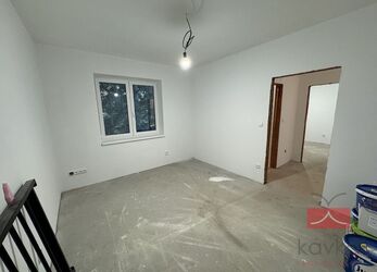 Prodej rozestavěného rodinného domu 4+kk, 115 m2, na pozemku 1371 m2, Krasoňov - Humpolec