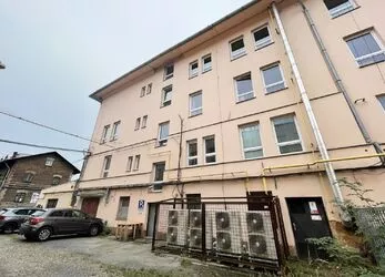 Pronájem kanceláře 24m2, Plzeň, ul. Železniční.