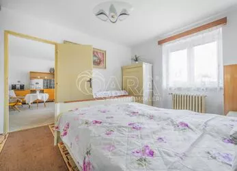 Prodej bytu v cihlovém domě 3+1 (58 m2), se sklepem (4 m2), Buštěhrad – ul. Stavební