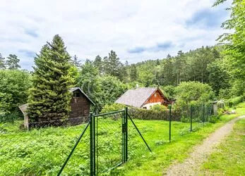 Chata s vodou a elektřinou Třebsín