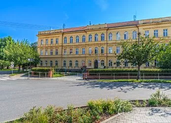 Prodej bytu 3+1 v osobním vlastnictví, 83 m², Velvary