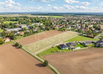 Stavební pozemek 8 616 m² ve Starém Kolíně s obrovským potenciálem pro investory a developery