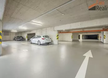 Prodej bytu 2kk 67m2, ul. Cedrová, Jesenice