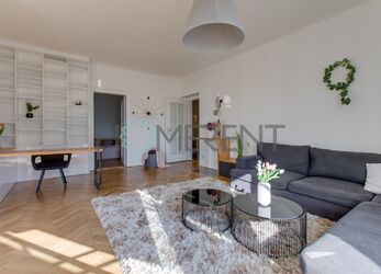 Prodej luxusního designového bytu 3+1 (136 m²) Praha 6 - Bubeneč, u stanice metra Dejvická