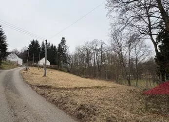 Tažovice u Volenic; stavební pozemek 1.338 m2 určený k výstavbě RD