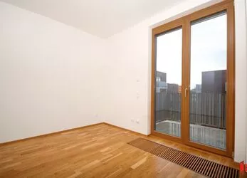 Pronájem bytu 2+kk 45 m² s balkónem 5 m² a garážovým stáním Na Vackově, Praha 3 - Žižkov